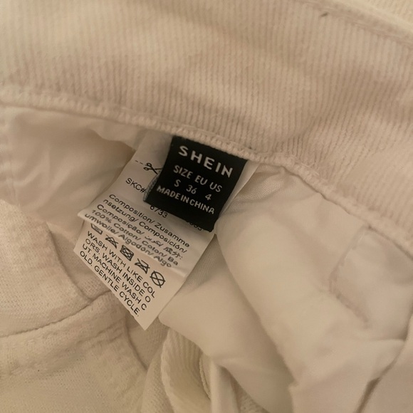 Cropped Raw Hem High Rise Straight Leg Jeans Size 4 - Picture 5 of 5